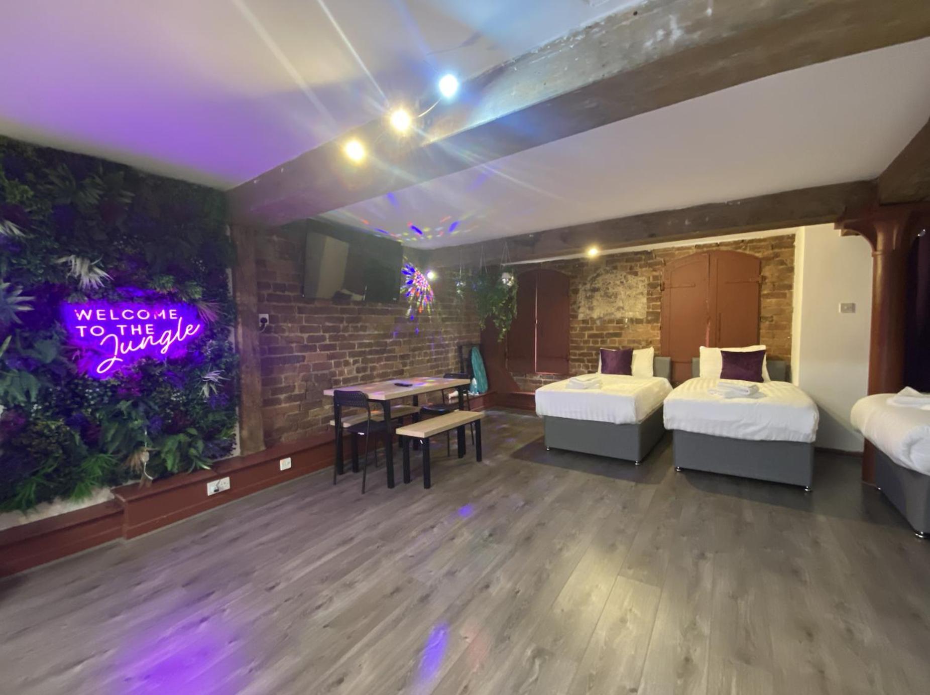 Rainford Gardens By Ustay Aparthotels リヴァプール エクステリア 写真